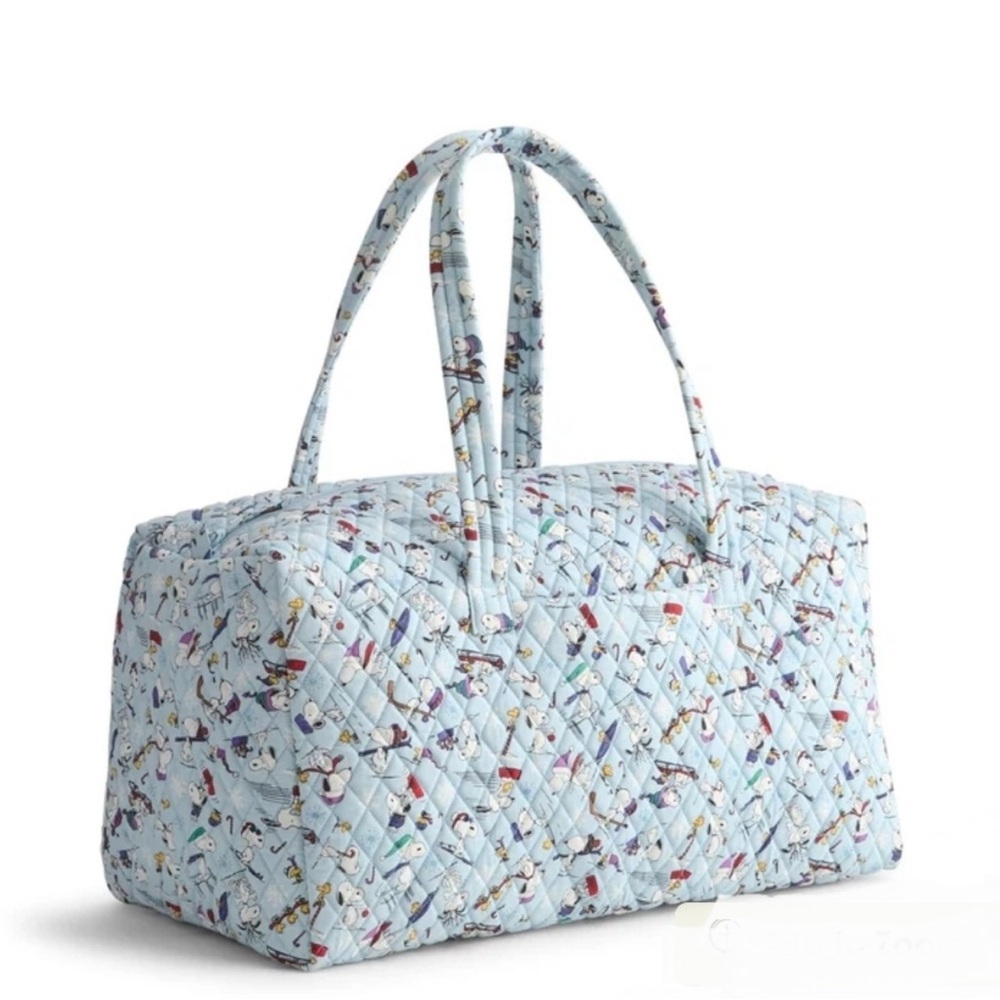 NWT Vera Bradley SoldOut Peanuts Large Travel Duffel Ski Jump Snoopy Winter Ski